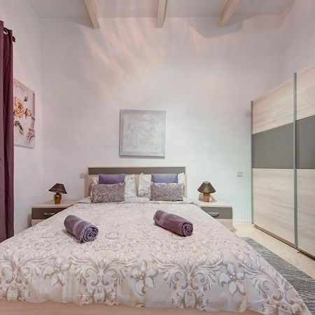 Valletta 2 Bedroom Sleeps 6 Apartment Walking Distance To Centre And The Sea Buitenkant foto
